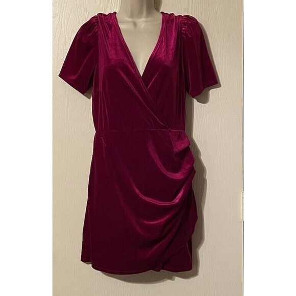 Wild Fable Fuchsia Pink Velvet Short Sleeved Surplice Drapped Dress Women’s M - Picture 1 of 16